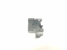 Audi RS Q3 Interrupteur, commande de frein de stationnement 8U0927225E