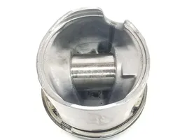 Renault Master II Piston avec bielle 7701477440