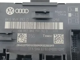 Audi A5 Oven keskuslukituksen ohjausyksikön moduuli 8K0959792D