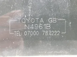 Toyota Land Cruiser (J120) Mažasis "A" galinių durų stiklas 6272060791