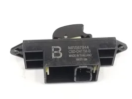 Mitsubishi ASX Schalter el. Fensterheber MR587944