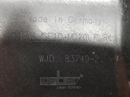 Audi Q3 F3 Moottorin koppa 05L103925E