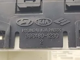 Hyundai i40 Sivupeilin kytkin 935733Z000