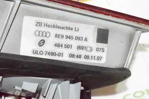 Audi A4 S4 B6 8E 8H Luci posteriori del portellone del bagagliaio 8E9945093A