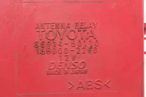 Toyota Land Cruiser (HDJ90) Vahvistin 8591460110