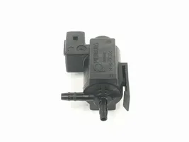 BMW 1 F20 F21 Electrovanne Soupape de Sûreté / Dépression 11747810831