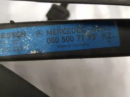 Mercedes-Benz E W124 Jäähdyttimen jäähdytinpuhallin 0005007193