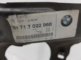BMW 1 E81 E87 Elementy przedniej części nadwozia 51717022966