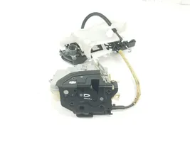 Volkswagen Passat Alltrack Front door lock 3C1837015A