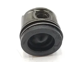 Renault Megane III Piston avec bielle 120A18655R