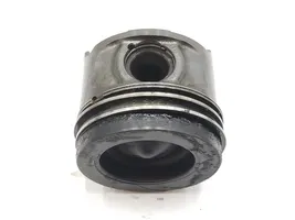 Renault Megane III Piston avec bielle 120A18655R