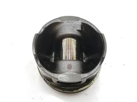 Renault Megane III Piston avec bielle 120A18655R