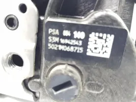 Toyota Proace Priekšpusē slēdzene SU001A4144