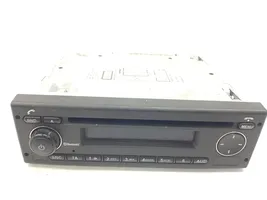 Iveco Daily 6th gen Panel / Radioodtwarzacz CD/DVD/GPS 5802018763