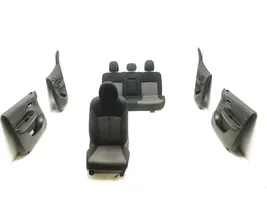 Mitsubishi L200 Seat set 