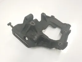 Mitsubishi Montero Support de générateur / alternateur MR398428