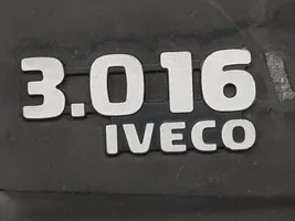 Iveco Daily 3rd gen Couvercle cache moteur F1CE0481A