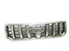 Toyota Land Cruiser (J120) Grotelės priekinės 5311160500