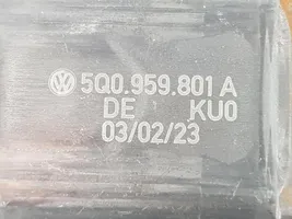 Volkswagen T-Roc Moteur de lève-vitre de porte avant 0130822715