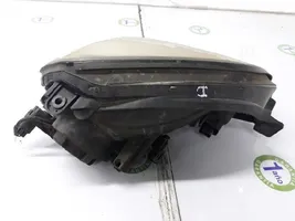 Hyundai Tucson LM Lampa przednia 921032E020