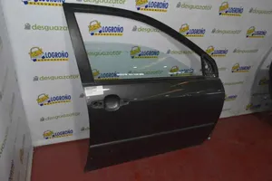 Toyota Corolla Verso E121 Drzwi przednie 6700102171