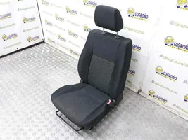Suzuki SX4 Etumatkustajan istuin 