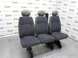 Nissan Interstar Otrā sēdekļu rinda 