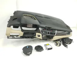 BMW 2 Active Tourer U06 Set airbag con pannello 