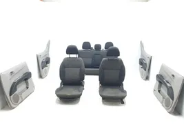 Mitsubishi L200 Sitze komplett 