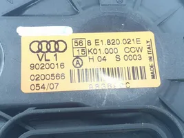 Audi A4 S4 B7 8E 8H Sisälämmityksen ilmastoinnin korin kotelo 8E1820021E