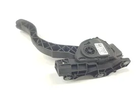 Volvo S60 Accelerator throttle pedal 31329058