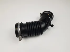 Renault Megane IV Tube d'admission de tuyau de refroidisseur intermédiaire 165755929R