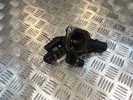 Opel Corsa D Boîtier de thermostat / thermostat 10636BE8