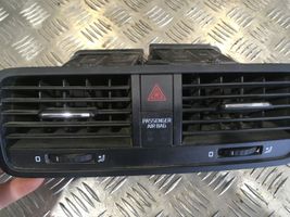 Skoda Yeti (5L) Dash center air vent grill 5L0820951