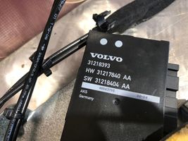 Volvo V70 Pompe, vérin hydraulique de hayon 31218393