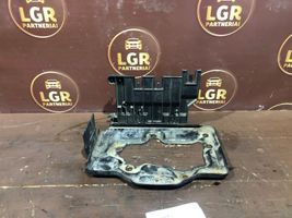 Opel Vectra B Battery box tray 90569751