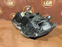 Mercedes-Benz C W204 Phare frontale A2048208461