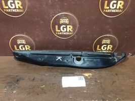 Mercedes-Benz E W211 Rivestimento dell’estremità del parafango A2118890325