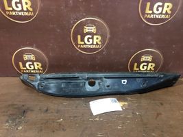 Mercedes-Benz E W211 Rivestimento dell’estremità del parafango A2118890425