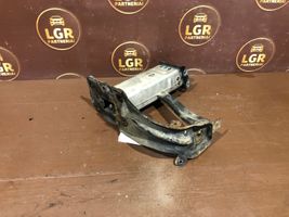 Mercedes-Benz E W211 Longherone lato anteriore CH82345