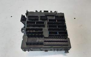 Opel Vectra C Fuse module 13125485