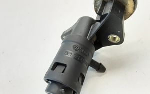 Audi A6 S6 C5 4B Główny cylinder sprzęgła 8E1721401AF