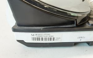 Toyota Corolla Verso AR10 Tachimetro (quadro strumenti) 838000F080