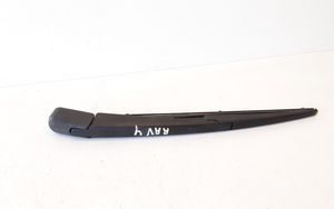 Toyota RAV 4 (XA20) Rear wiper blade arm 