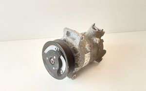 Volkswagen Cross Polo Ilmastointilaitteen kompressorin pumppu (A/C) 5K0820803C