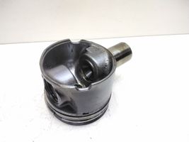 BMW X3 E83 Piston 84L107