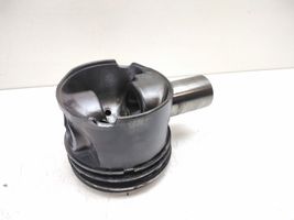 BMW X3 E83 Piston 84L107