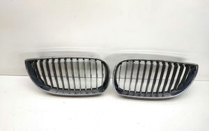 BMW 1 E81 E87 Griglia superiore del radiatore paraurti anteriore 7128613