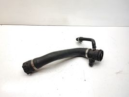 BMW 1 E81 E87 Tuyau de liquide de refroidissement moteur 7525641