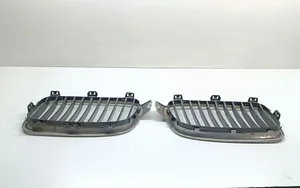 BMW 3 F30 F35 F31 Grille calandre supérieure de pare-chocs avant 7255411